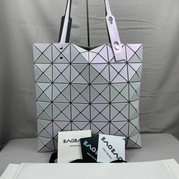 Brand new Issey Miyake two-tone handbag. - Picture 2 of 10